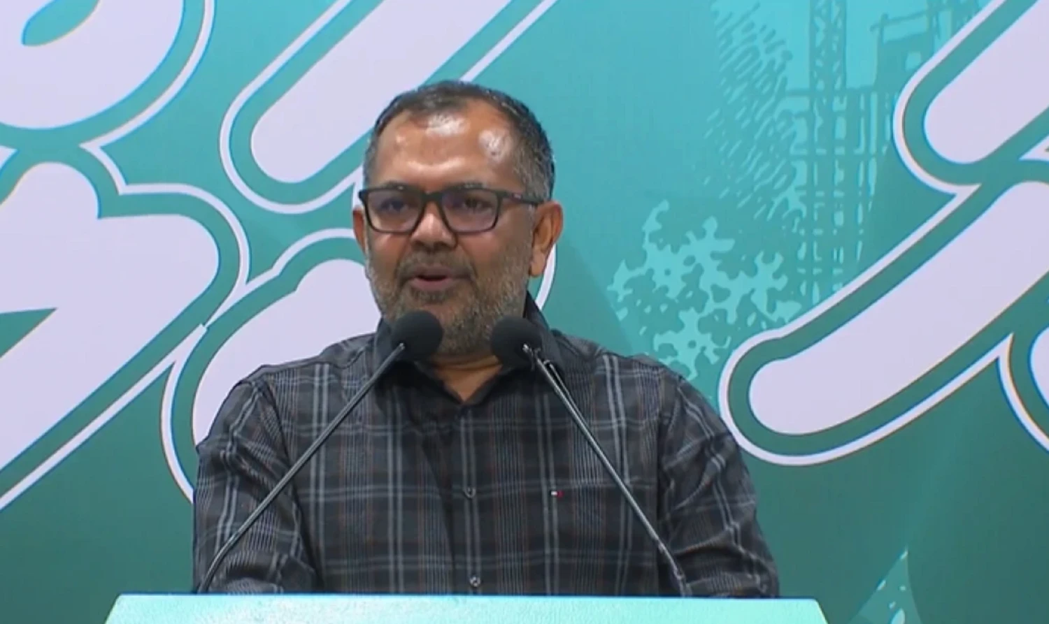 Image for ރައީސް ޑރ.މުޢިއްޒާއެކު ޕީއެންސީގެ ފިކުރަށް ހިދުމަތްކުރެެއްވުމުގައި ދެމިހުންނަވާނެ ކަމުގެ ޔަގީންކަން ޒަމީރު ދެއްވައިފި service